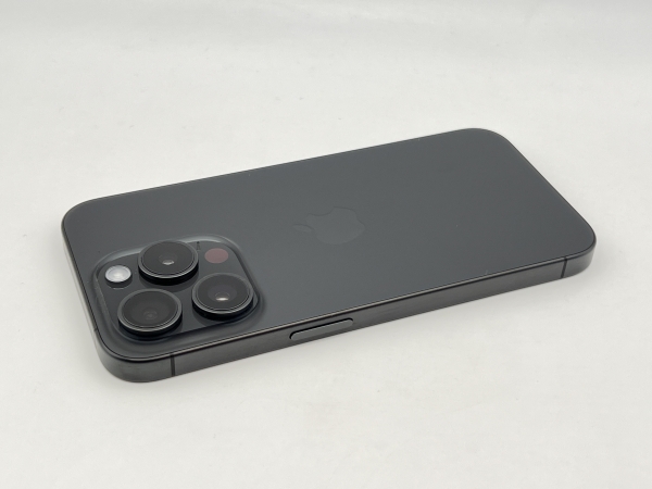 Refurbished iPhone 15 Pro titan blau